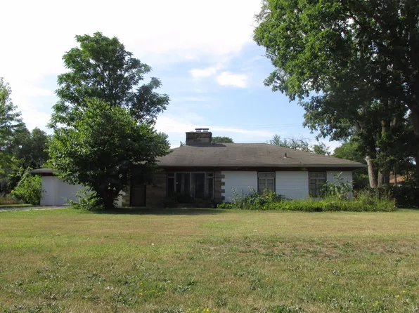 32205 Warren Rd, Garden City, MI 48135