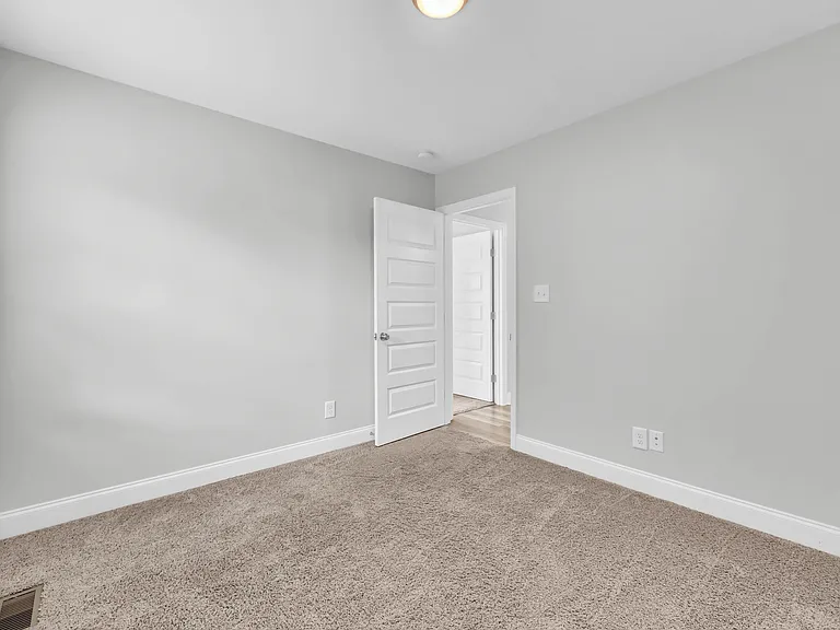 438 Mattingly Dr — Photo 26
