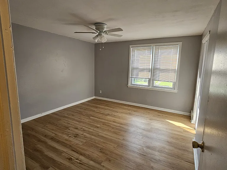 2029 Heather Rd — Photo 6