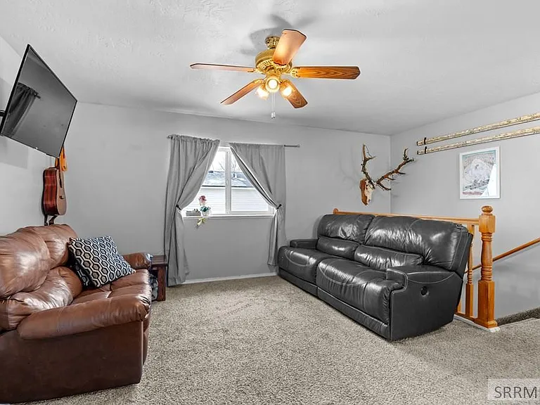 237 S 4 W #239 — Photo 4