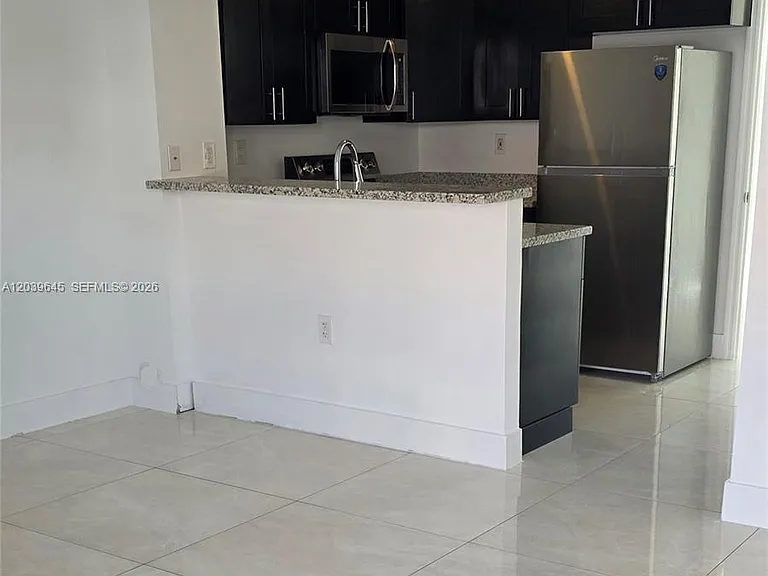 2154 W 60th St #12111 — Photo 2