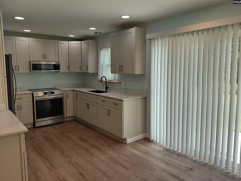224 Hickory Ridge Dr — Photo 16