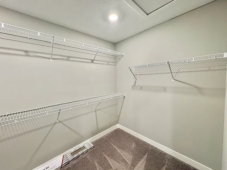 3694 Locust Dr — Photo 41