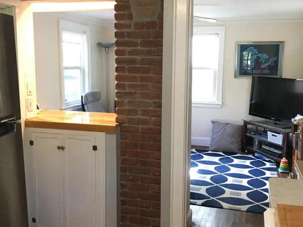 10 Central St, Waltham, MA 02453