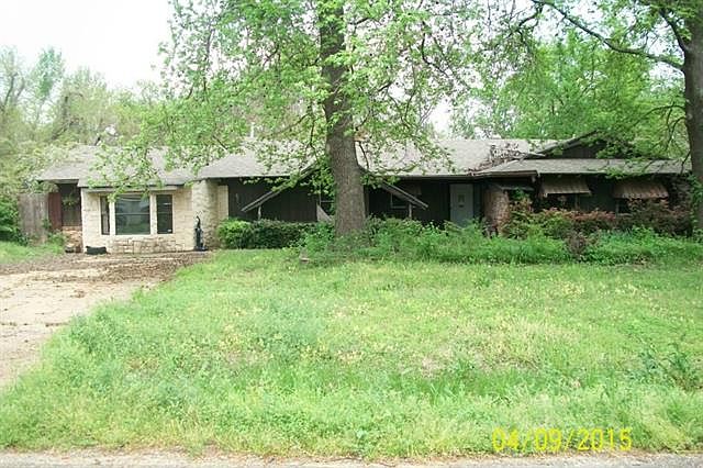 1st image of 1030 Meadowlark Ln