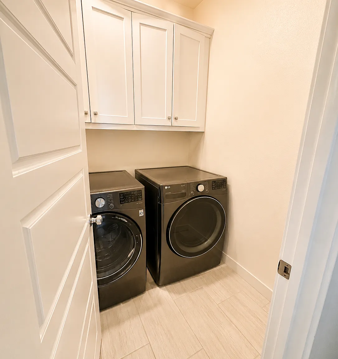 4 bed, 1626 sqft, $4,500 — Photo 4