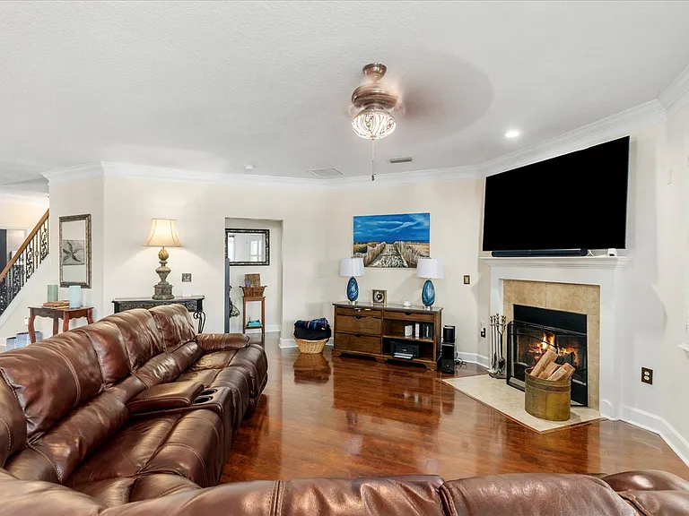 1687 Majestic View Ln — Photo 7