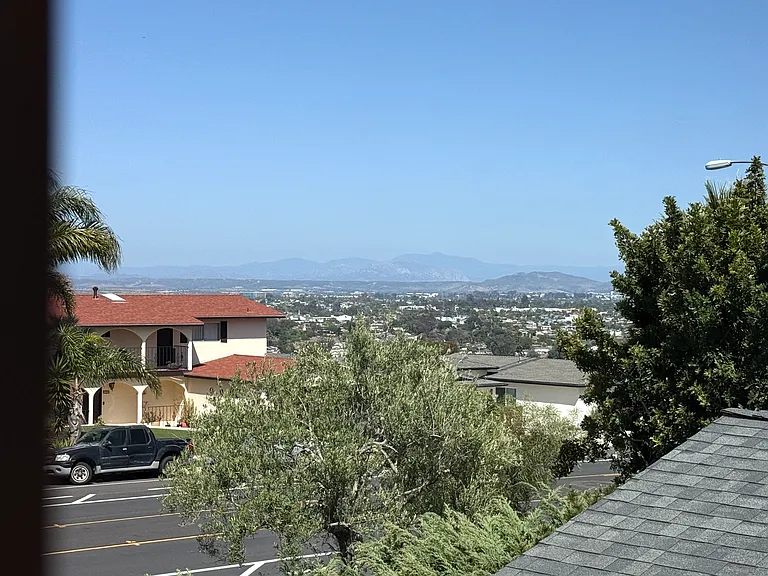 5770 Soledad Mountain Rd — Photo 45