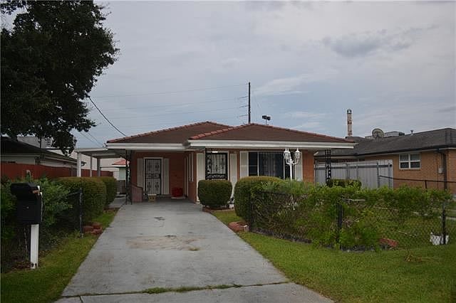 1st image of 1036 West Dr