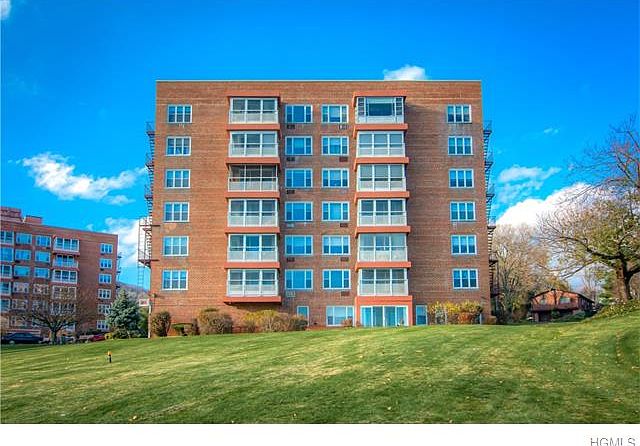1st image of 3 Salisbury Pt APT 3A