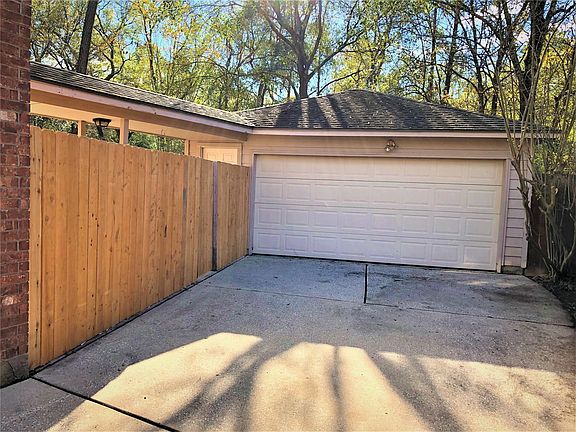 5th image of 4603 Echo Falls Dr
