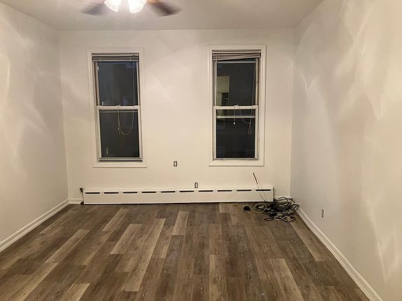3rd image of 81 Newel St #3L