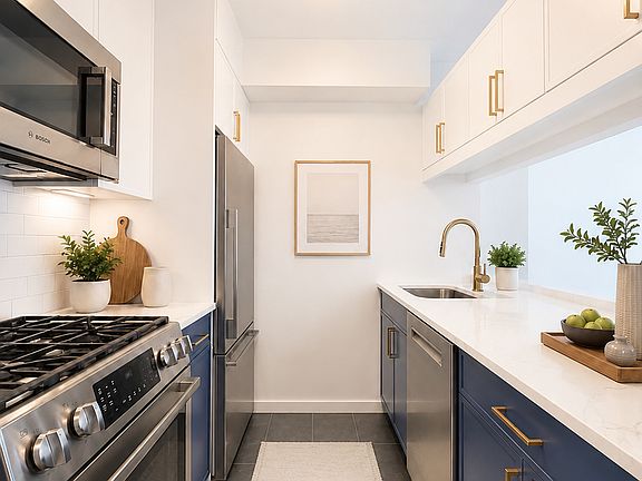 3rd image of 2373 Broadway APT 407