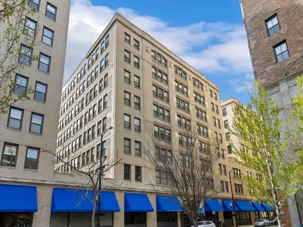 640 S Federal St APT 807, Chicago, IL 60605