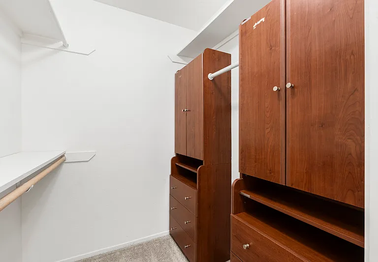 12059 Alta Carmel Ct — Photo 15