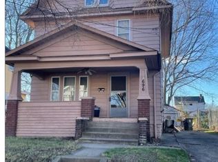 696 Thayer St, Akron, OH 44310