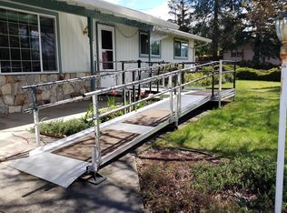 1400 N Keene Way Dr, Medford, OR 97504