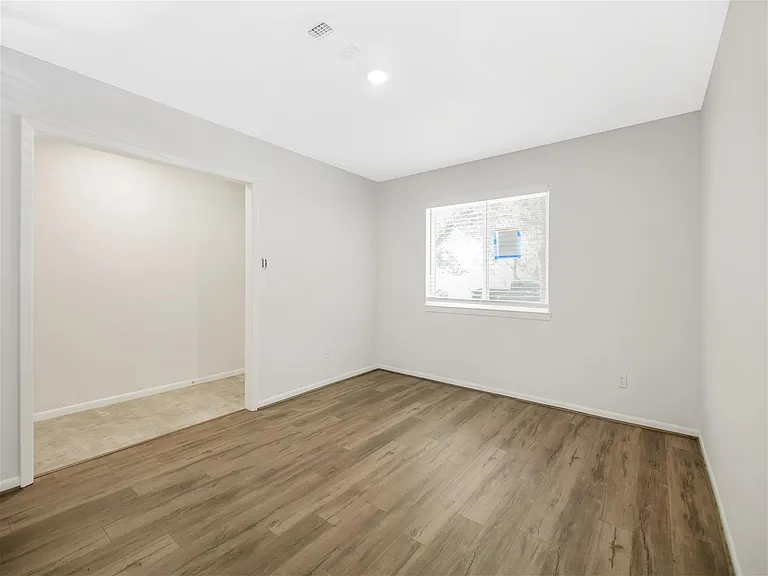 5830 Ettrick Dr — Photo 2