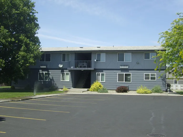 2718 Kateenah Way #26 — Photo 8