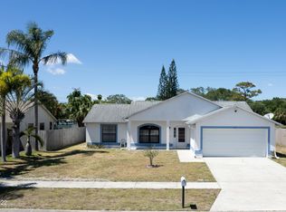 1671 Sweetwood Dr, Melbourne, FL 32935