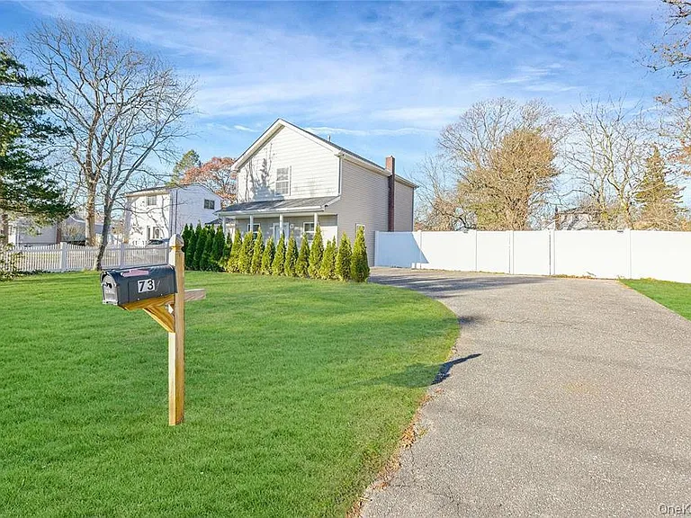 73 Cherry Ave — Photo 1