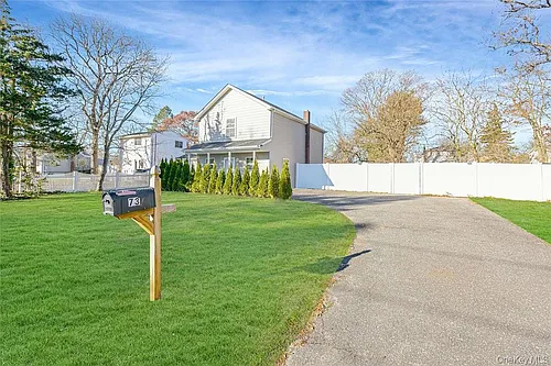73 Cherry Ave Photo 1