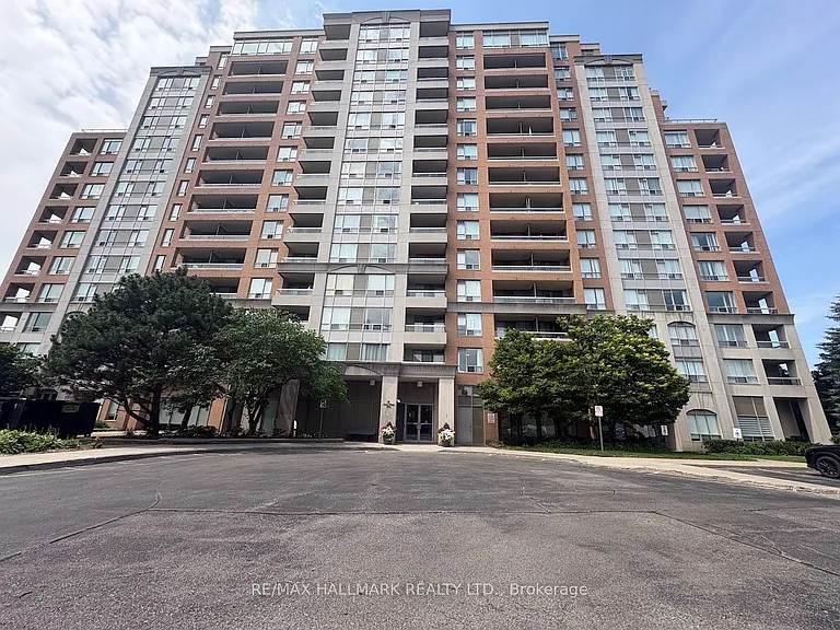 9 Northern Heights Dr #702 — Photo 1