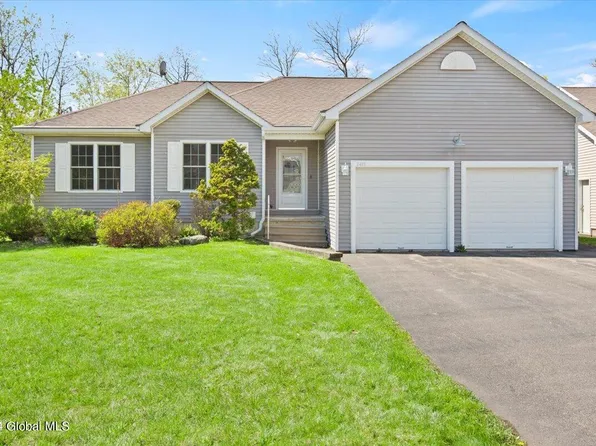 2411 Golf Avenue, Schenectady, NY 12309
