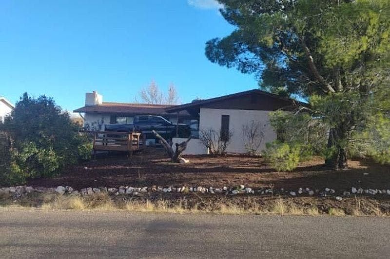 1st image of 2055 S Cayuse Trl