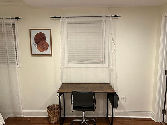 5th image of 3330 Linda Dr Room C