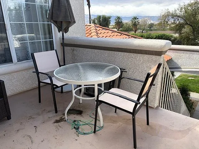 726 Vista Lago Dr N — Photo 32