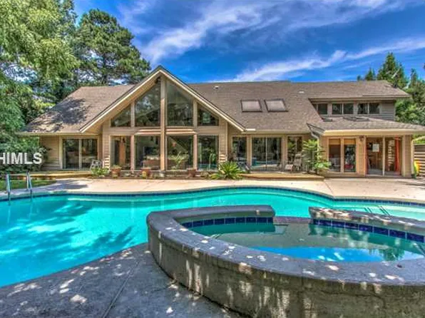 280 Seabrook Dr, Hilton Head Island, SC 29926