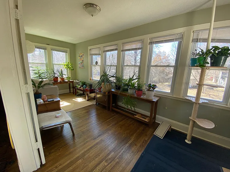 2823 Polk St NE #B — Photo 2