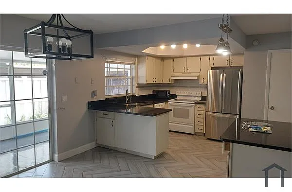 Building Photo - 7612 Cortez Ct