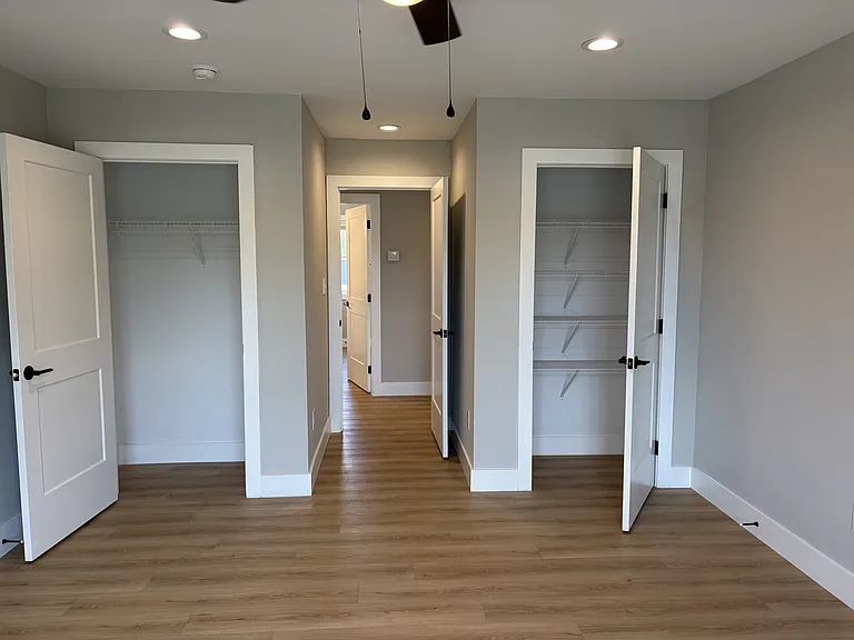 77 Shelor Dr #C — Photo 17
