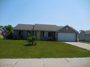 246 Mauris Ln, Kalamazoo, MI 49009