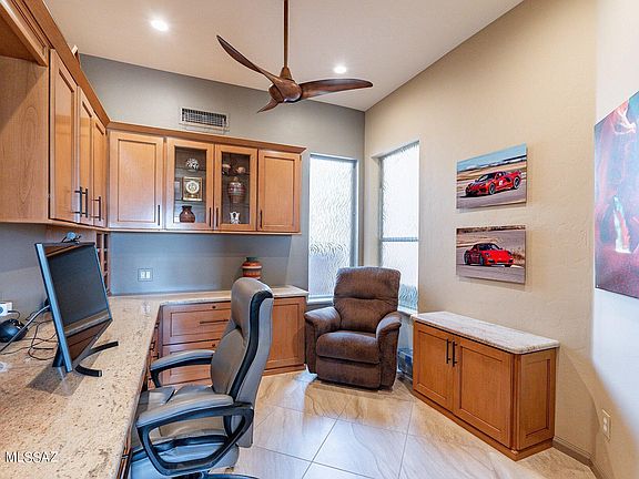 5th image of 63377 E Harmony Dr
