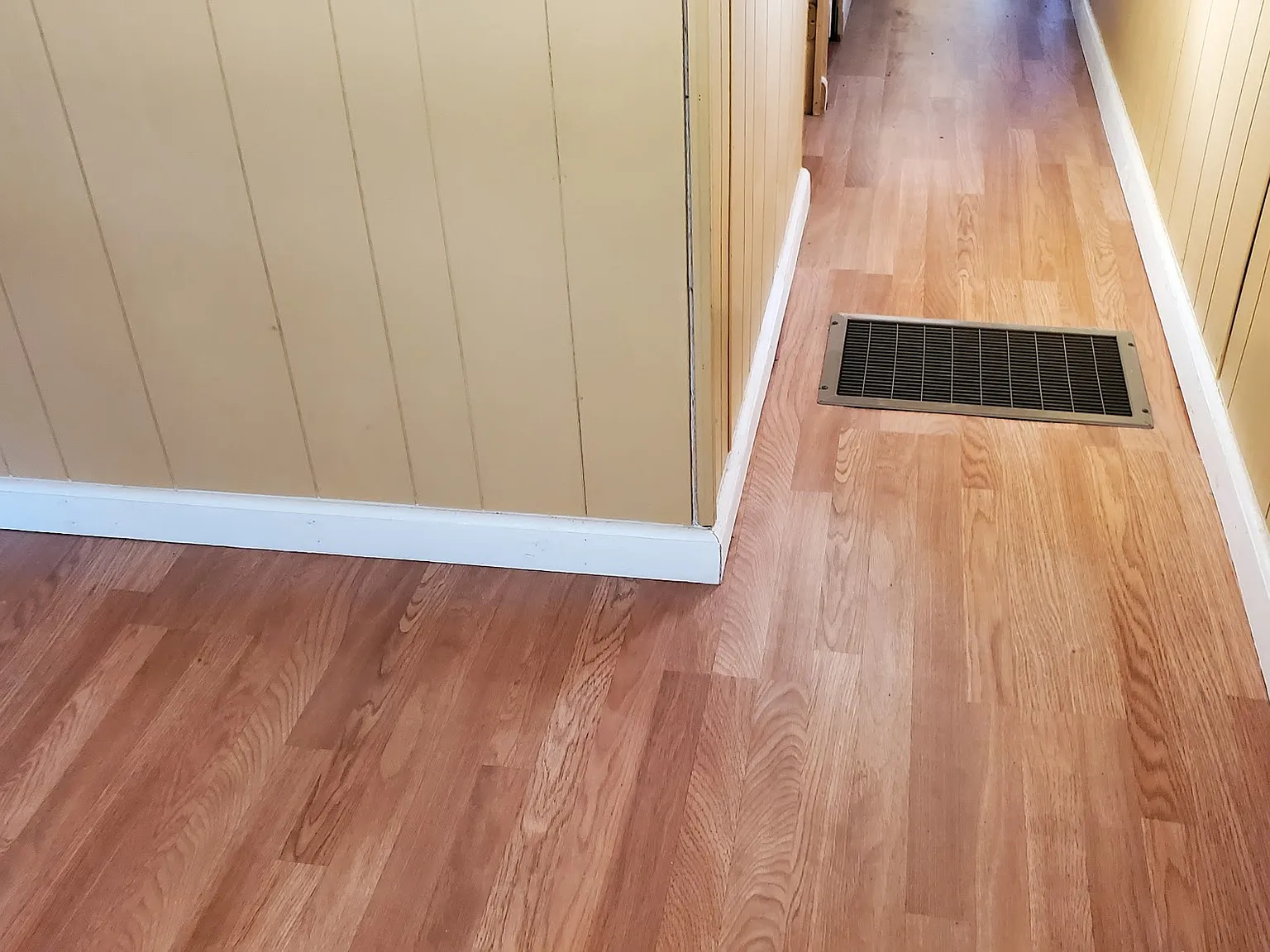 3 bed, 700 sqft, $950 — Photo 4