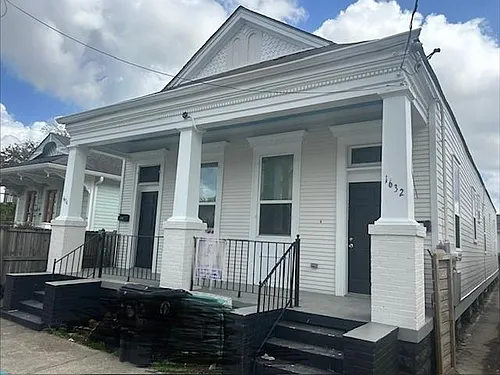 1634 N Rocheblave St Photo 1