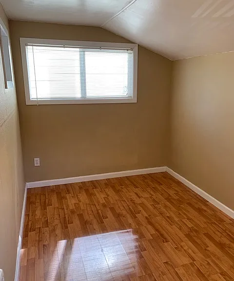 117 SW 27th St — Photo 10