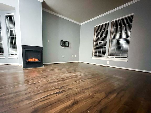 3rd image of 12031 Amber Ridge Cir