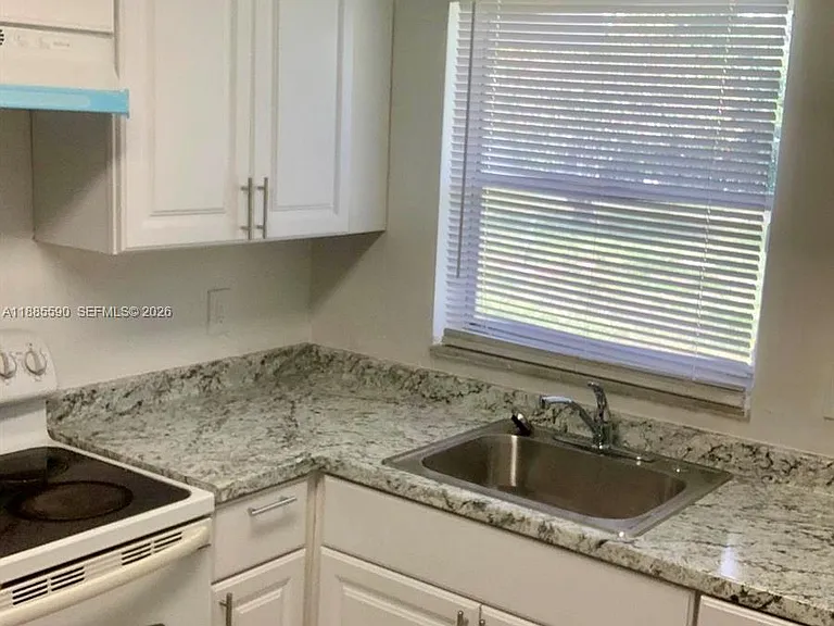 1701 NW 46th Ave #109 — Photo 3