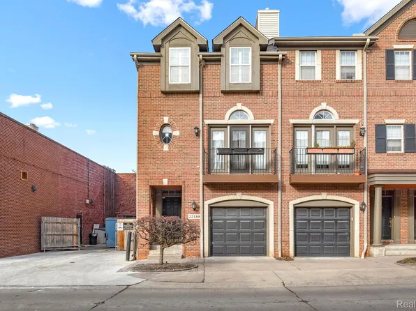 22188 W Village Dr, Dearborn, MI 48124