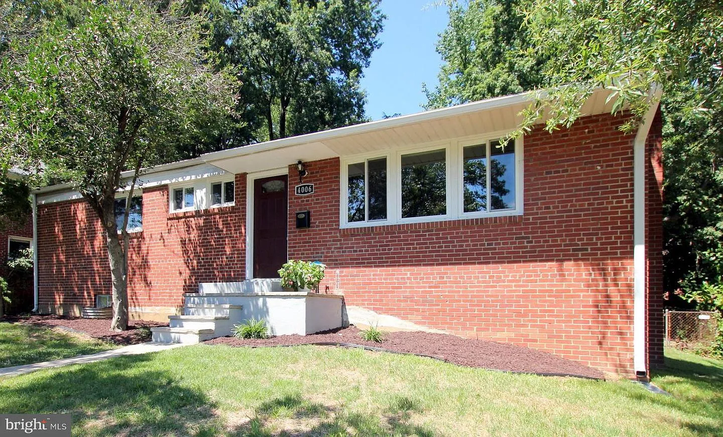 4006 Underwood St photo 1