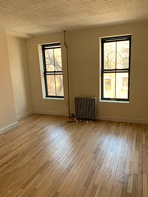 Rented by Metripol Corporation | media 16