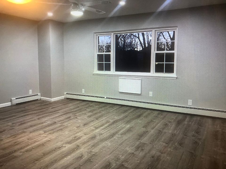 1st image of 246 Pennyfield Ave #2