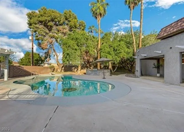 3764 Pama Ln — Photo 7