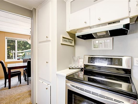 5th image of 11419 127th St E #188
