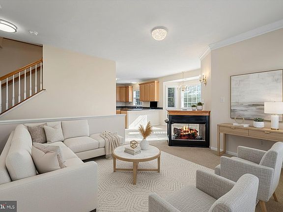 4th image of 106 Plum Ct