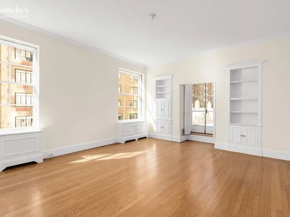 435 East 52nd Street image 30 of 33